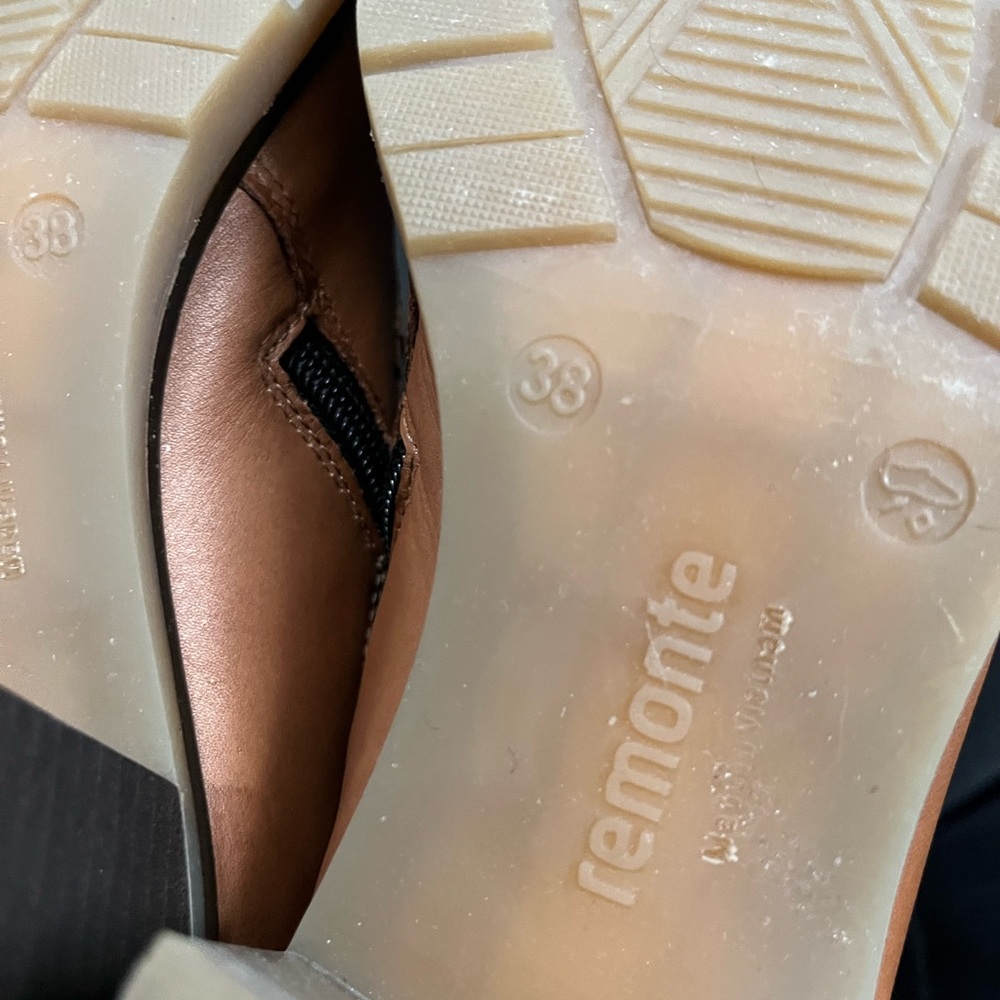 Remonte Brown Lace-Up Leather Ankle Boots - Picture 7 of 9